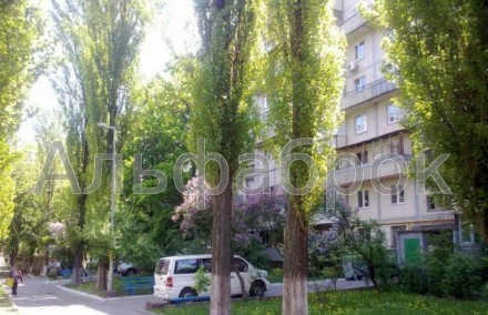 Продается 3-к квартира в превосходной локации, по адресу: Киев, Соломенский р-н.. . фото 2