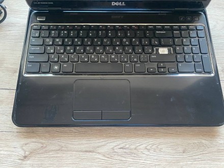 Продам ноутбук Dell б/у 
Характеристики на фото в галереї.
Частина клавіатури . . фото 4