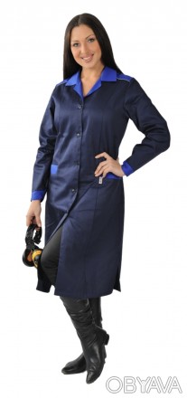 Летний рабочий женский халат имеет приталенный покрой, воротник «английски. . фото 1