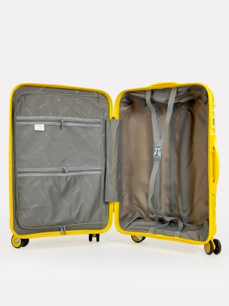Дорожный средний чемодан на 4-х колесах Three Birds из полипропилена с кодовым T. . фото 9