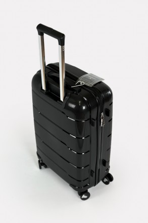 Комплект пластиковых чемоданов 4-х колесных Three Birds из полипропилена с кодов. . фото 10
