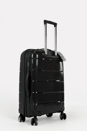 Комплект пластиковых чемоданов 4-х колесных Three Birds из полипропилена с кодов. . фото 6