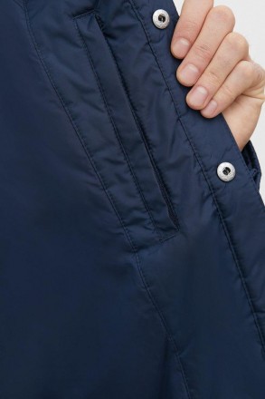 Утепленная мужская куртка без капюшона. Молодежная модель прямого кроя с застежк. . фото 7