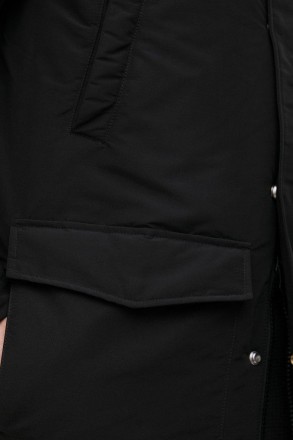 Утепленная мужская куртка. Молодежная модель прямого кроя, с застежкой на молнии. . фото 7