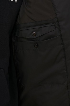 Утепленная мужская куртка. Классическая модель прямого кроя, с застежкой на молн. . фото 7