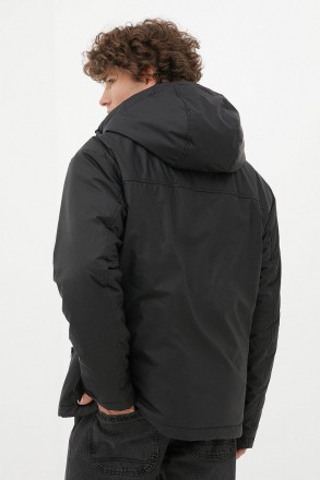 Утепленная мужская куртка. Классическая модель прямого кроя, с застежкой на молн. . фото 5