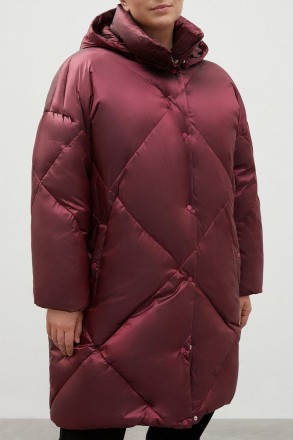 Пуховое женское пальто на молнии с съемным капюшоном. Модель oversize, прямого с. . фото 4