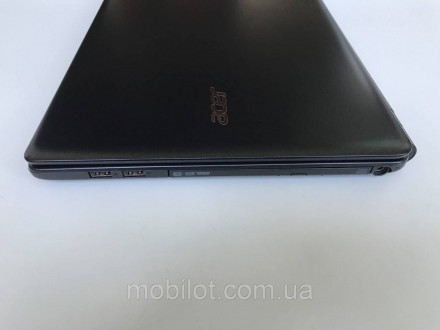 Ноутбук Acer Aspire E1-532 в нормальном состоянии. На корпусе ноутбука есть цара. . фото 8