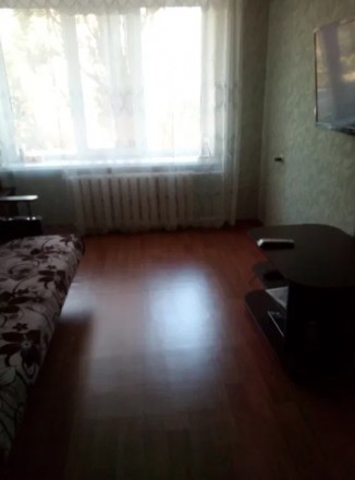 Продам 1 комн кв в Светловодске, район Площади Квартира расположена на 1м этаже.. . фото 2