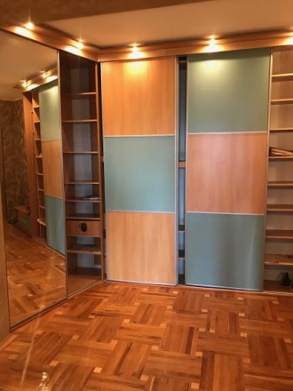 Простора 3-кімнатна квартира в самому центрі Чернігова. (площа). Чернігів. фото 1 Простора 3-кімнатна квартира в самому центрі Чернігова. (площа). Чернігів. фото 1