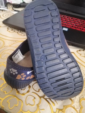 Отличные туфельки для вашего ребенка, унисекс (носила девочка), Резиновая подошв. . фото 6
