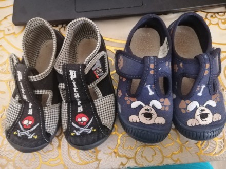 Отличные туфельки для вашего ребенка, унисекс (носила девочка), Резиновая подошв. . фото 2