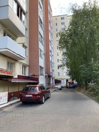 Продається 1 кімнатна квартира район Автовокзал. Рівне. фото 1 Продається 1 кімнатна квартира район Автовокзал. Рівне. фото 1