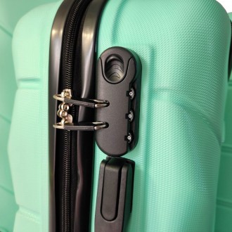 Набор чемоданов FLY 2019 ABS пластик 4-колеса 3шт L/M/S
Стильный чемодан от изве. . фото 5