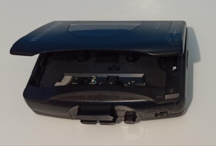 Плеер кассетный Sony Walkman WM-FX10 винтажный,ориентировочно 1990г, аналоговый . . фото 7