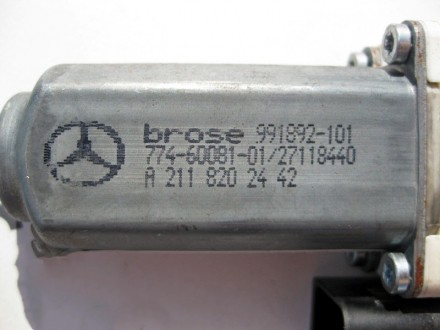 
Моторчик заднего правого стеклоподъемникаA2118202442 Применяется:Mercedes Benz . . фото 4