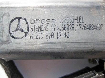 
Моторчик переднего стеклоподъемникаA2118201742A2118202942 Применяется:Mercedes . . фото 4