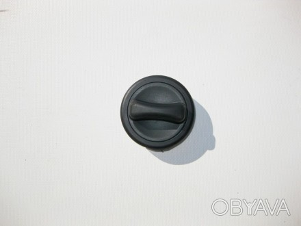 
Крышка топливозаливной горловиныA2204700705 Применяется:Mercedes Benz E-class (. . фото 1