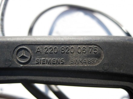 
Антенна Keyless-Go на левой стойке "C"A2208200675 Применяется:Mercedes Benz S-c. . фото 4