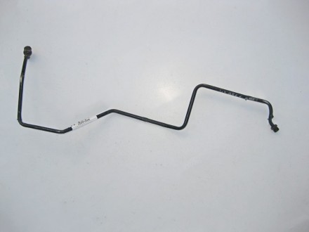 
Трубка охлаждения масла АКП левая 4matic от корпуса АКП к соединениюA2202702596. . фото 2