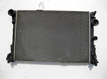 
Радиатор охлаждения двигателяA2045004103При механической КПП Применяется:Merced. . фото 2