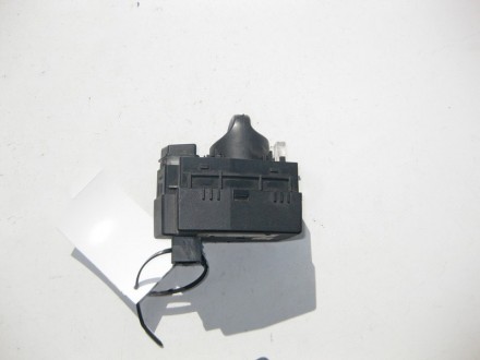 
Переключатель света фарA2205450104без пластиковой накладкис кнопкой омывателя ф. . фото 3