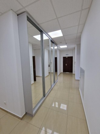 Аренда современного офиса в центре Киева в Бизнес Центре класса " В + " по адрес. Печерск. фото 8