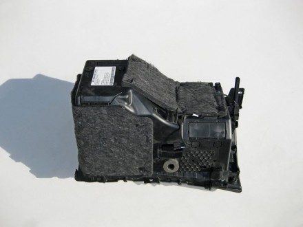 
Бардачок - перчаточный ящикA2136800091 9K00Цвет чёрный Применяется:Mercedes Ben. . фото 3