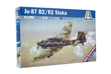 Сборная модель пикирующий бомбардировщик JU-87 B2/R2 STUKA JU-87 Stuka был станд. . фото 2