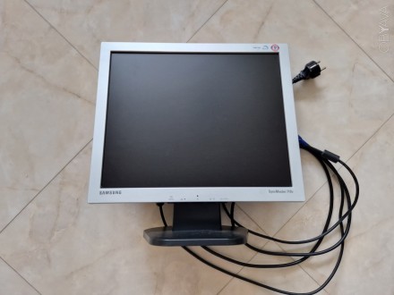 Монитор Samsung 710v C. Киев. фото 1 Монитор Samsung 710v C. Киев. фото 1