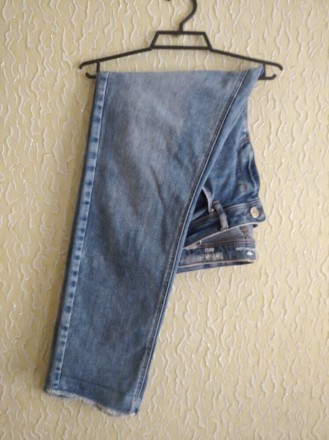 Женские плотные джинсы, р.31, Tom Tailor, Бангладеш .
Низ штанов - фабричная об. . фото 3