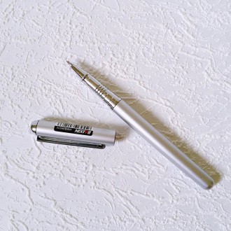 Ручка подарункова Color гелева металева 0,7мм арт. 97877
Стильна ручка - це приє. . фото 10