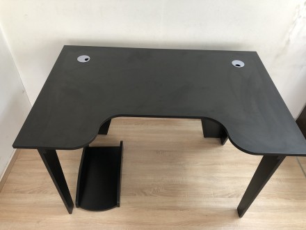 Геймерський стіл Eco12 - стильний стіл на ніжках.
Дві металеві опори чорного кол. . фото 6