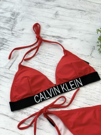 
 Купальник женский Calvin Klein B29
Трусики+топ в пакете и упаковочной бумаге.
. . фото 3