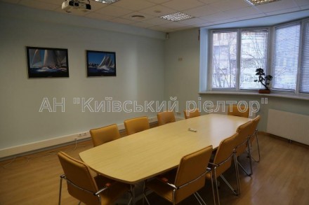 Площа офісу – 2815 метрів. 1-4 поверхи. Ресепшен, кабінетна система, кухня, їдал. Лукьяновка. фото 11