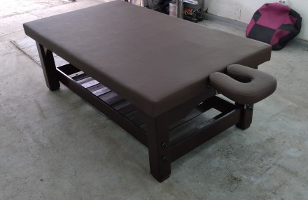 Масажний стіл Т20 для масажу.

Деревяний стаціонарний стіл Т20, призначений дл. . фото 4