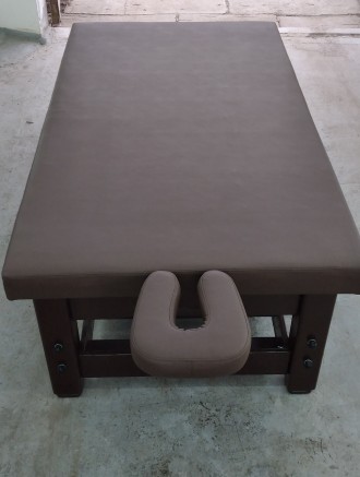 Масажний стіл Т20 для масажу.

Деревяний стаціонарний стіл Т20, призначений дл. . фото 5