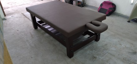 Масажний стіл Т20 для масажу.

Деревяний стаціонарний стіл Т20, призначений дл. . фото 2