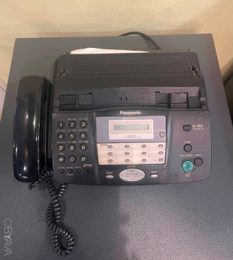 2 факсимільні апарати Panasonic +1 новий рулон термопаперу до одного із факсів:
. . фото 2