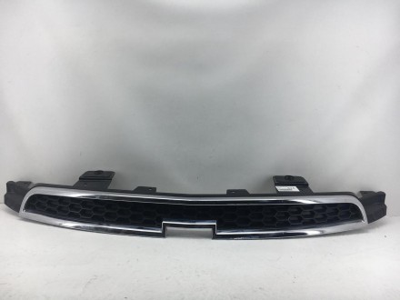 Решітка радіатора верхня CHEVROLET ORLANDO 2010-2017 95276418. Здолбунів. фото 1 Решітка радіатора верхня CHEVROLET ORLANDO 2010-2017 95276418. Здолбунів. фото 1
