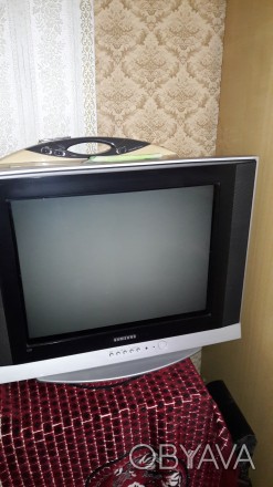 Продам прекрасный телевизор "SAMSUNG" с пультом .Самовывоз или новая п. . фото 1