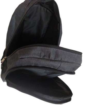Спортивный рюкзак с двумя отделениями на молниях.
впереди карман на молнии.
Боко. . фото 6