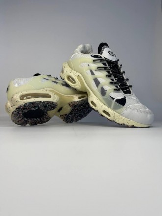 "Ласкаво просимо в світ інновацій та стилю, представлений взуттям Nike Air Max T. . фото 2