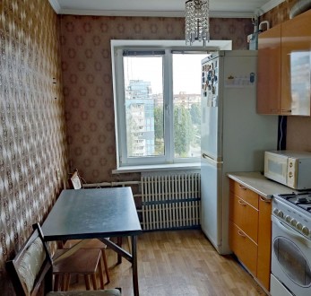 Продам 2-к квартиру на Терещенковской, Левобережный-2. 
46м2, не угловая, комнат. . фото 4