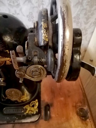 Швейная машинка SINGER.
Производства Подольск с 1911.
№ А 27 45 248
Машинка р. . фото 8
