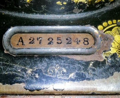 Швейная машинка SINGER.
Производства Подольск с 1911.
№ А 27 45 248
Машинка р. . фото 3