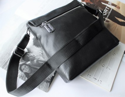 
 
 Стильная мужская кожаная сумка.
Отделения: 1 основное, внешний карман на мол. . фото 4
