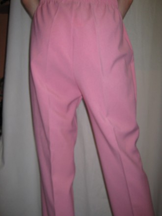    Штани жіночі б/в, рожевого кольору, однотонні, зверху на гумці, роз. . фото 6