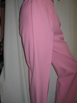    Штани жіночі б/в, рожевого кольору, однотонні, зверху на гумці, роз. . фото 7