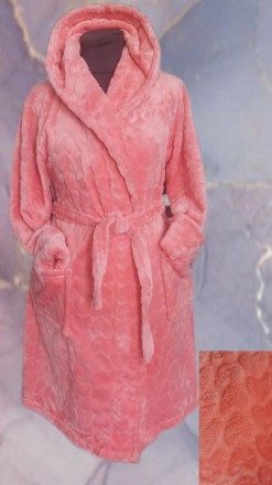 Купить короткий махровый халат на змейке
Женский махровый халат коллекции Нового. . фото 4
